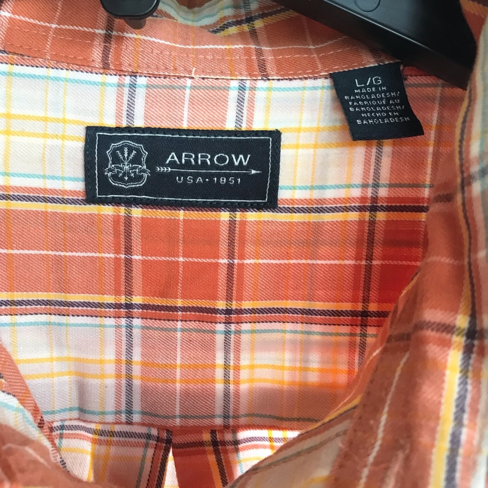 Men’s button down - Picture 2 of 3